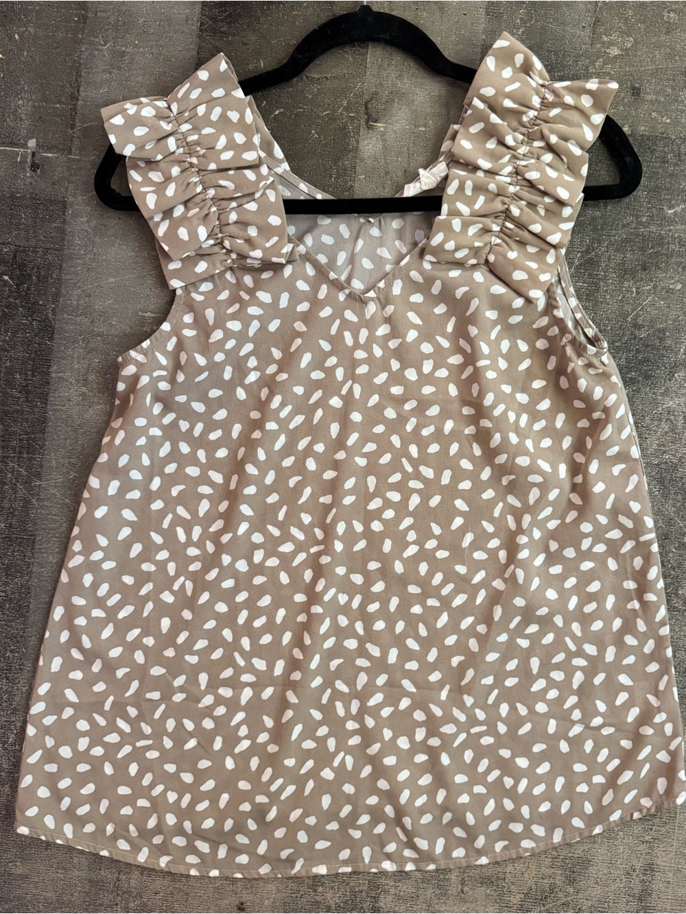 entro Taupe and White Ruffle Strap Tank Top